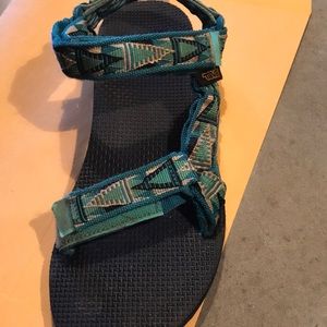 Original universal blue tribal print TeVas